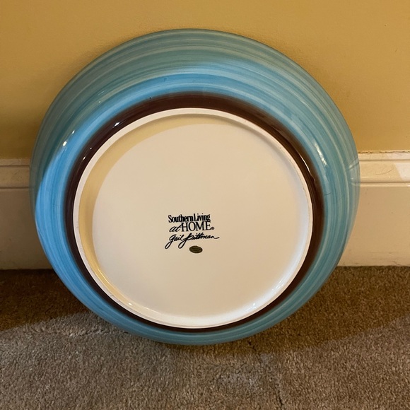 Southern Living at Home Gail Pittman bowl - Picture 2 of 2